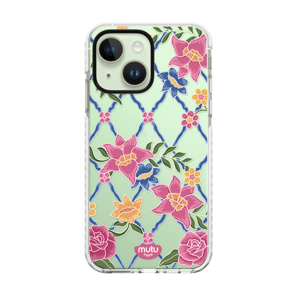Chempaka in Pastel Basic Case